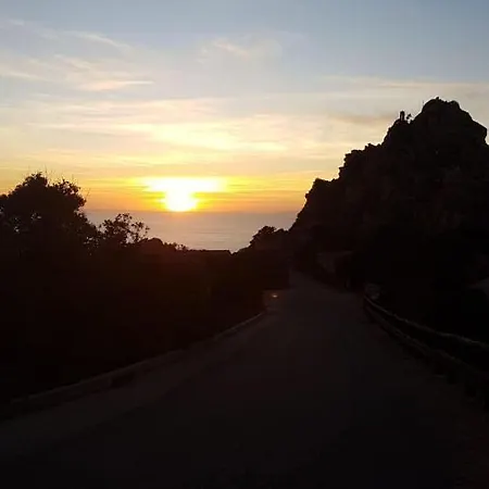 Roccia * Costa Paradiso