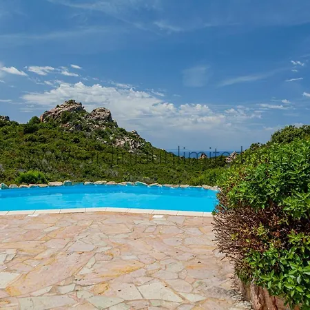 Roccia Villa Costa Paradiso