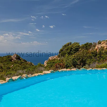 Roccia Costa Paradiso